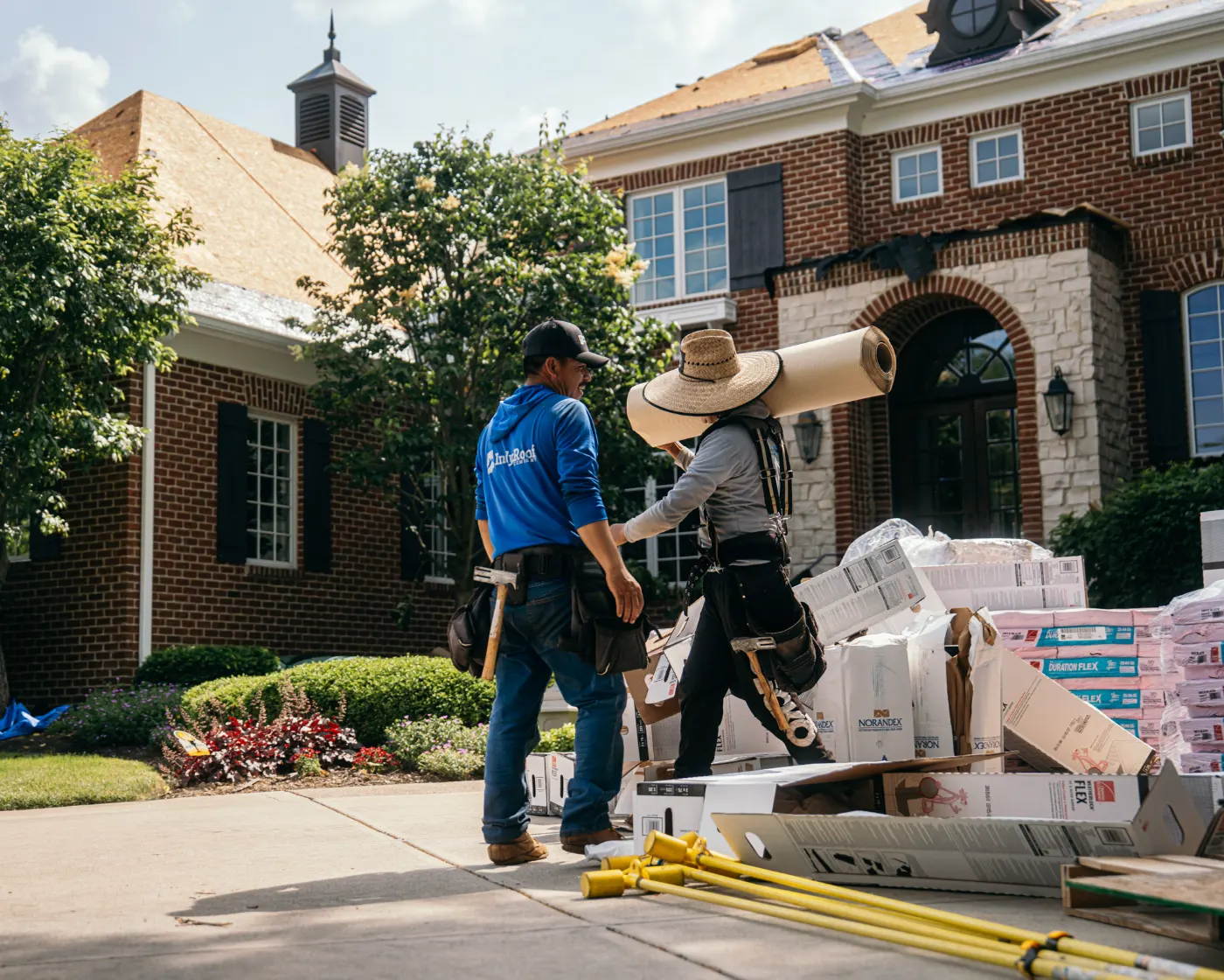 Manufacturer-certified roof installation in Veedersburg
