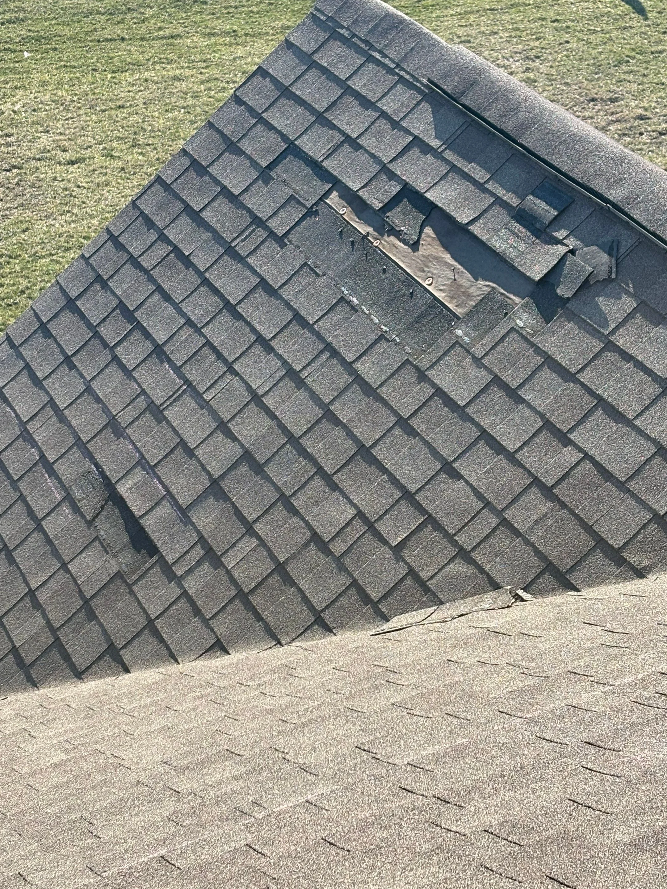 Standing Seam vs Screw-Down Metal Roof in Veedersburg